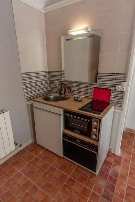 Joli Studio 36M2 Tout Confort Châteauneuf-de-Gadagne